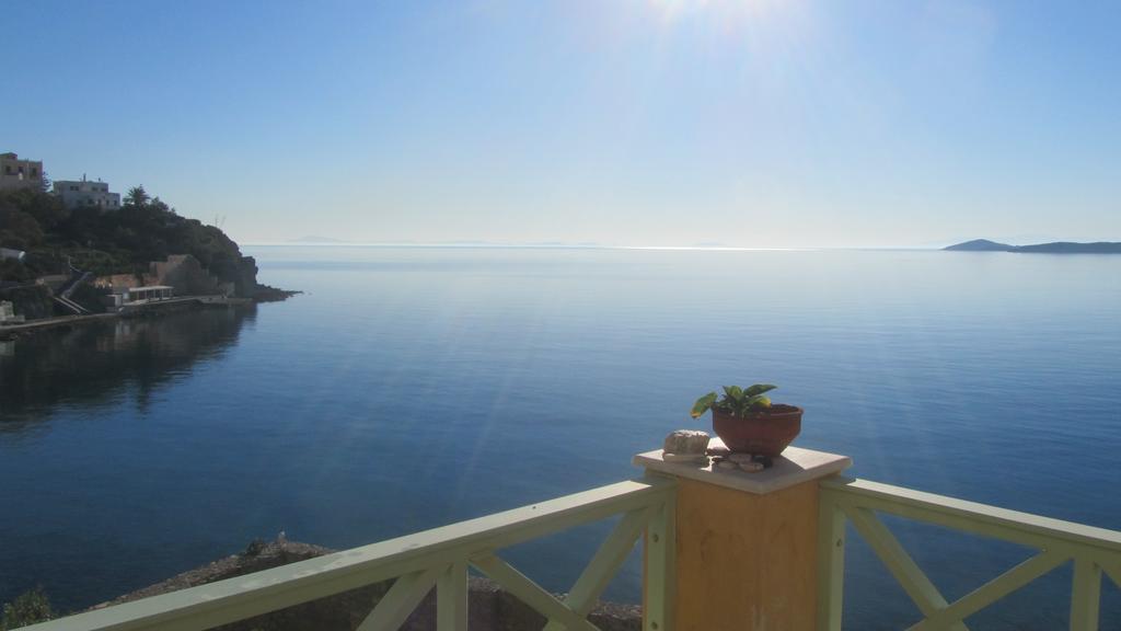 Apollonos Seafront Apartment Ermoupoli Exterior photo