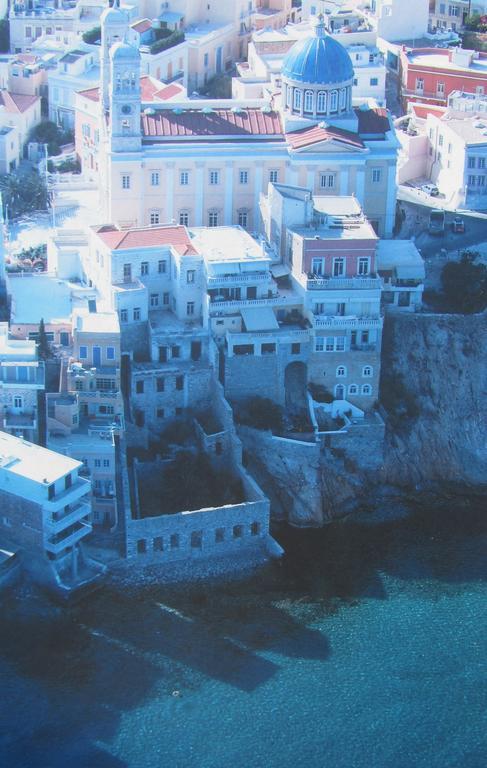 Apollonos Seafront Apartment Ermoupoli Exterior photo